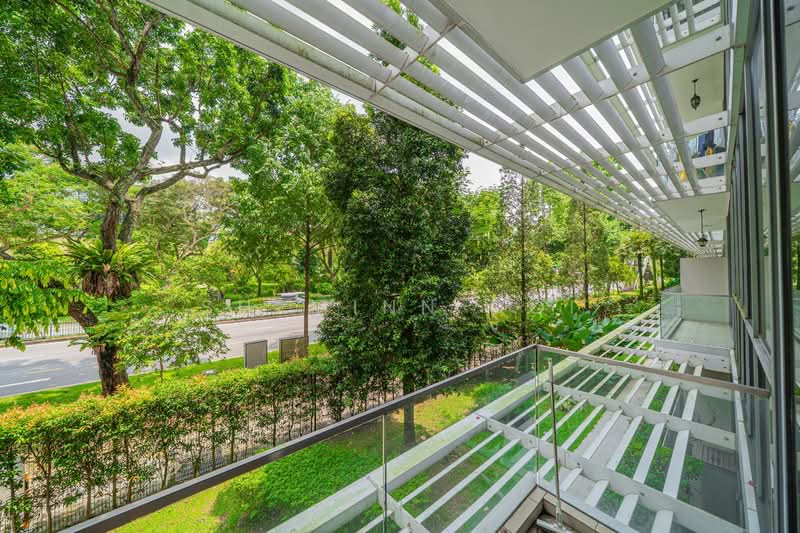The Linear, 880 Upper Bukit Timah Road, 3 Bedrooms, 1,313 sqft, Apartment For Sale, by Sheminn Ooi, 500137464 - Balcony - PropertyGuru.com.sg