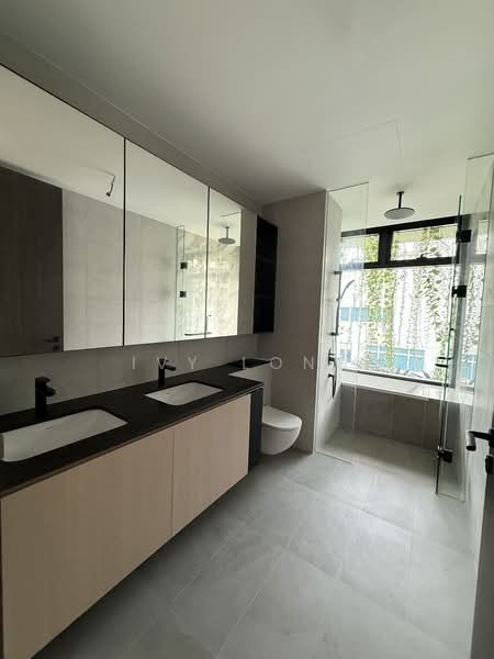 Jervois Mansion, 4 Jervois Close, 4 Bedrooms, 1,539 sqft, Condominium For Rent, by Ivy Long, 500137467 - Bathroom - PropertyGuru.com.sg