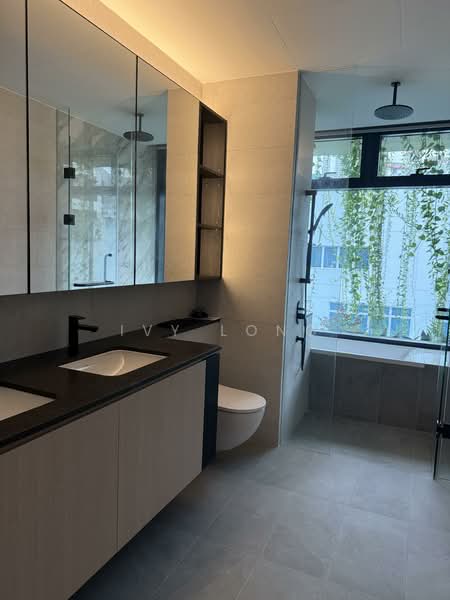 Jervois Mansion, 4 Jervois Close, 4 Bedrooms, 1,539 sqft, Condominium For Rent, by Ivy Long, 500137467 - Master Ensuite - PropertyGuru.com.sg