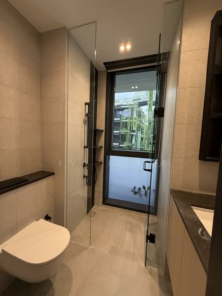 Jervois Mansion, 4 Jervois Close, 4 Bedrooms, 1,539 sqft, Condominium For Rent, by Ivy Long, 500137467 - Bathroom - PropertyGuru.com.sg