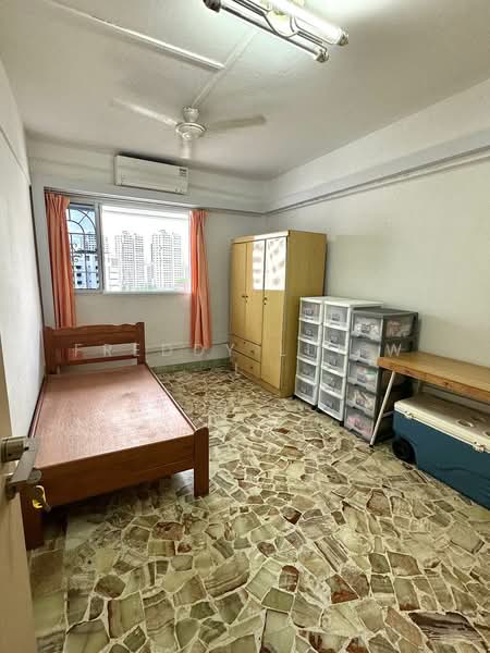 113 Jurong East Street 13, 113 Jurong East Street 13, Room Rental, 140 sqft, HDB Flat For Rent, by Freddy Lui W L, 500137480 - Bedroom - PropertyGuru.com.sg