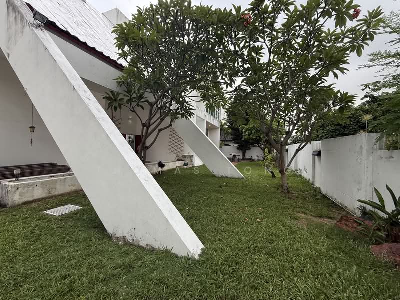 Sennett Estate, Willow Avenue, 4 Bedrooms, 5,000 sqft, Detached House For Sale, by Thomas Tong, 500137481 - Exterior - PropertyGuru.com.sg