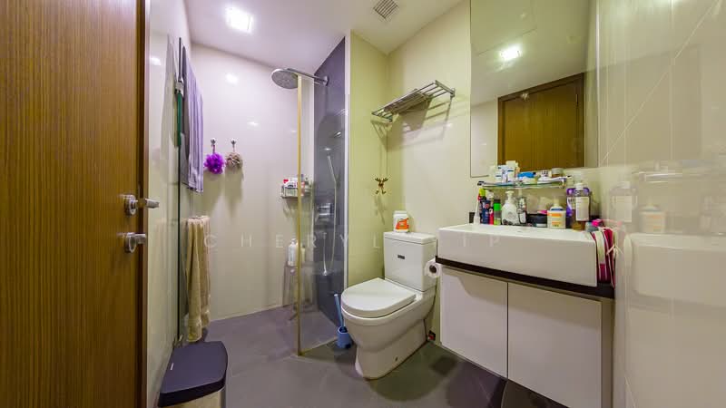 The Serenade @ Holland, 371 Holland Road, 4 Bedrooms, 1,905 sqft, Condominium For Sale, by Cheryl Yip, 500137486 - Bathroom - PropertyGuru.com.sg