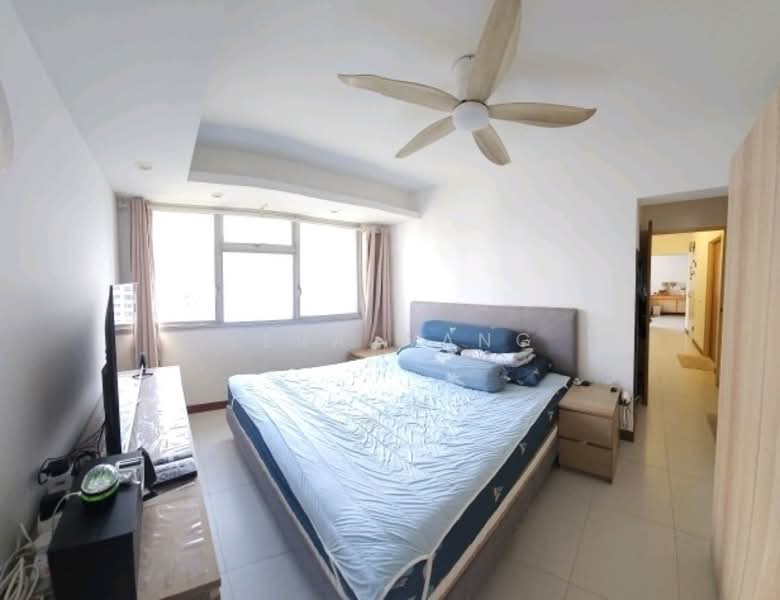 433B Sengkang West Way, Sengkang West Way, 3 Bedrooms, 1,001 sqft, HDB Flat For Sale, by Vera Wang, 500137495 - Master Room - PropertyGuru.com.sg