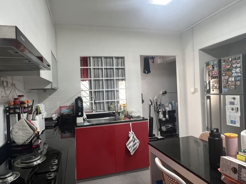 359 Yishun Ring Road, 359 Yishun Ring Road, 4 Bedrooms, 1,561 sqft, HDB Flat For Sale, by Ethel Dioquino, 500137503 - Kitchen - PropertyGuru.com.sg