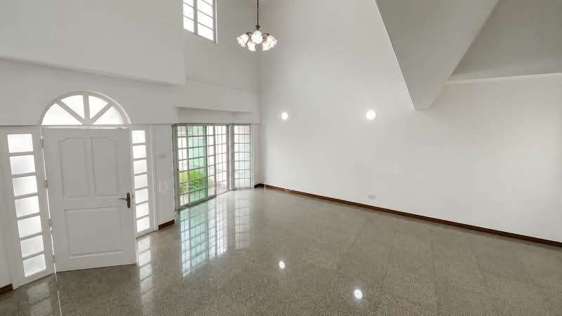 The Springside, Springside Walk, 4 Bedrooms, 3,448 sqft, Terraced House For Sale, by Dennis Lim, 500137505 - Living Room - PropertyGuru.com.sg