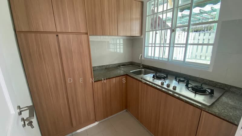 The Springside, Springside Walk, 4 Bedrooms, 3,448 sqft, Terraced House For Sale, by Dennis Lim, 500137505 - Kitchen - PropertyGuru.com.sg