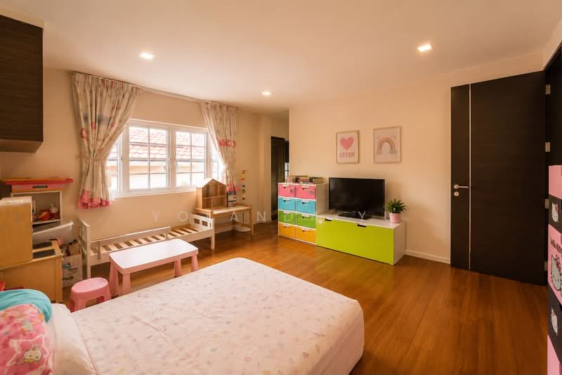 Frankel Estate, Siglap View, 6 Bedrooms, 7,815 sqft, Detached House For Sale, by Yolanda Yu, 500137513 - Bedroom - PropertyGuru.com.sg