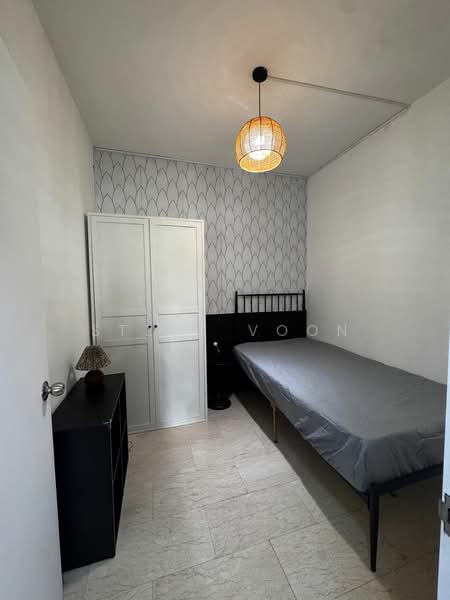 Central Grove, , Room Rental, 100 sqft, Condominium For Rent, by Steve Voon, 500137518 - Bedroom - PropertyGuru.com.sg