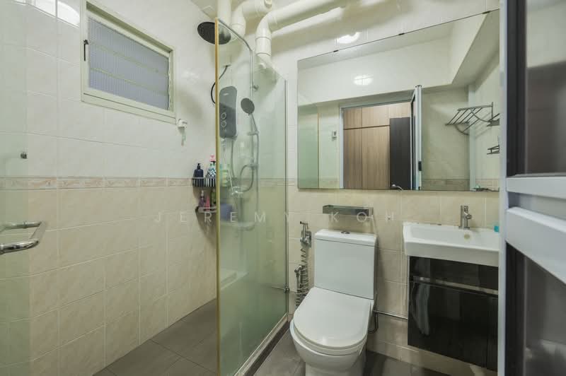 128A Punggol Field Walk, 128A Punggol Field Walk, 3 Bedrooms, 915 sqft, HDB Flat For Sale, by Jeremy Koh, 500137520 - Bathroom - PropertyGuru.com.sg
