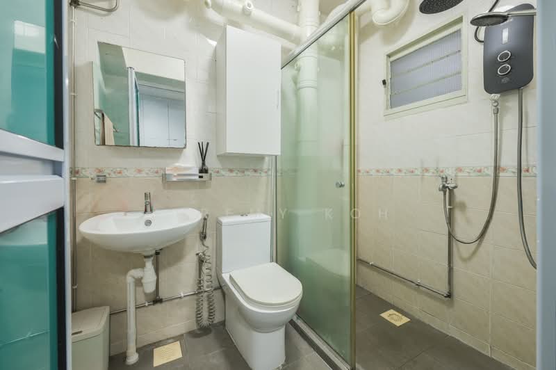 128A Punggol Field Walk, 128A Punggol Field Walk, 3 Bedrooms, 915 sqft, HDB Flat For Sale, by Jeremy Koh, 500137520 - Bathroom - PropertyGuru.com.sg