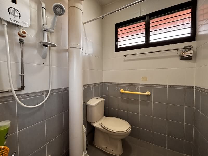 124 Bedok North Road, 124 Bedok North Road, 2 Bedrooms, 721 sqft, HDB Flat For Sale, by Paul Long, 500137526 - PropertyGuru.com.sg