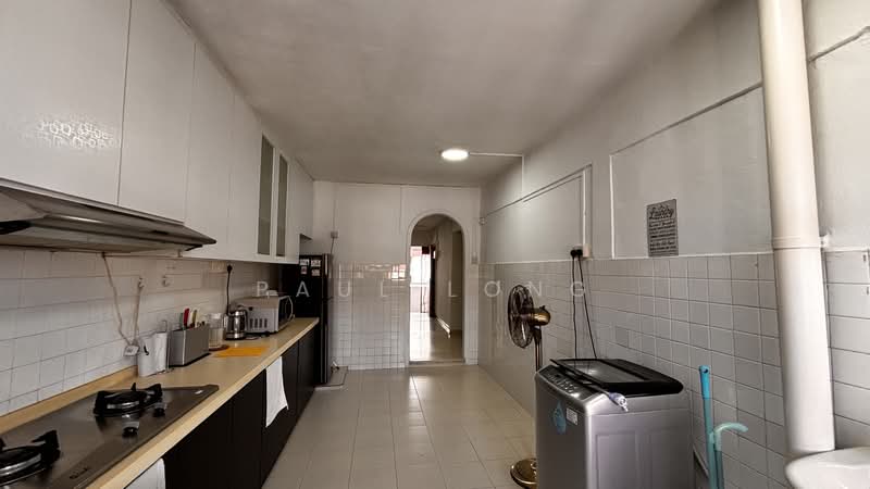 124 Bedok North Road, 124 Bedok North Road, 2 Bedrooms, 721 sqft, HDB Flat For Sale, by Paul Long, 500137526 - Kitchen - PropertyGuru.com.sg