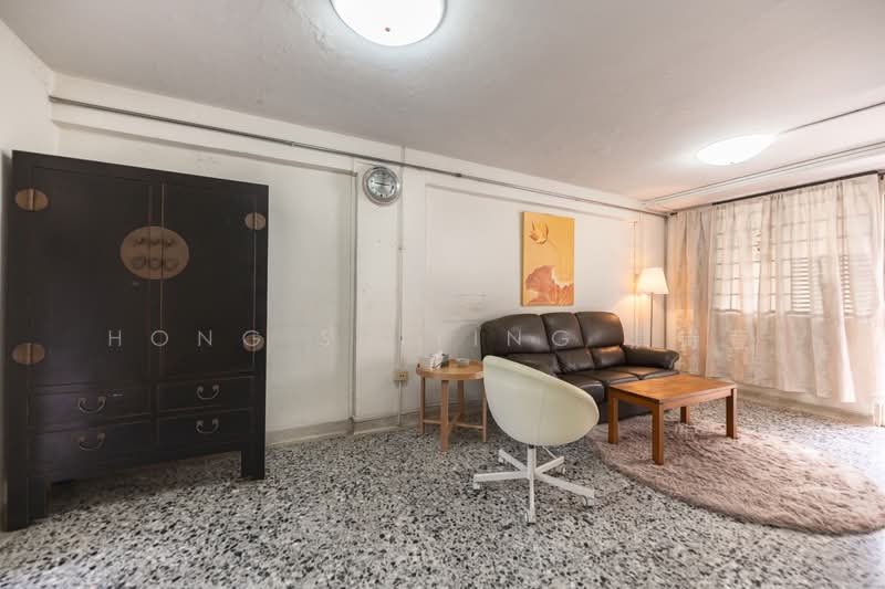 4 Ghim Moh Road, 4 Ghim Moh Road, 2 Bedrooms, 700 sqft, HDB Flat For Sale, by Hong Shiying 洪诗莹, 500137556 - Living Room - PropertyGuru.com.sg