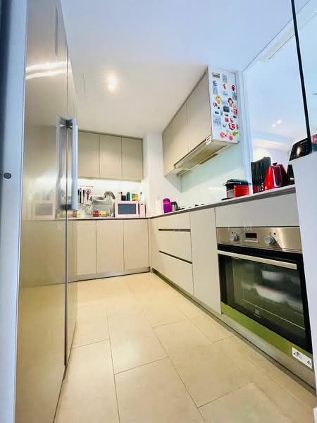 Riversails, 12 Upper Serangoon Crescent, 3 Bedrooms, 1,108 sqft, Condominium For Sale, by Kenneth Lim CT, 500137560 - Kitchen - PropertyGuru.com.sg