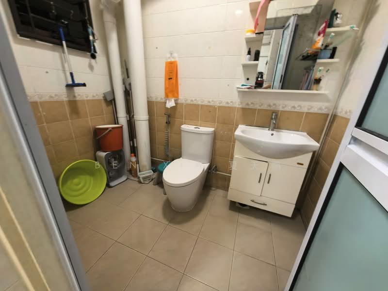 620 Jurong West Street 65, 620 Jurong West Street 65, 3 Bedrooms, 1,173 sqft, HDB Flat For Sale, by Ben XIA 夏天鹏, 500137561 - Bathroom - PropertyGuru.com.sg