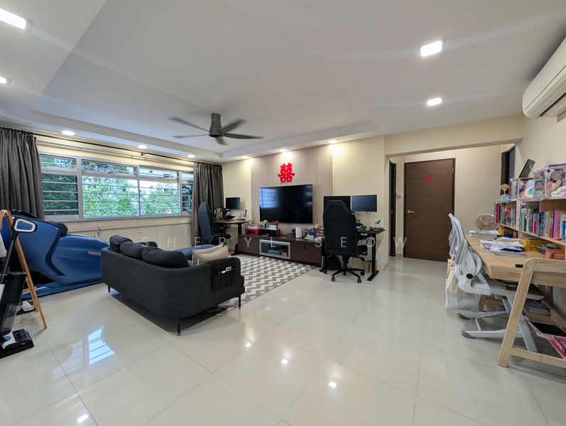 For Sale - 565 Choa Chu Kang Street 52