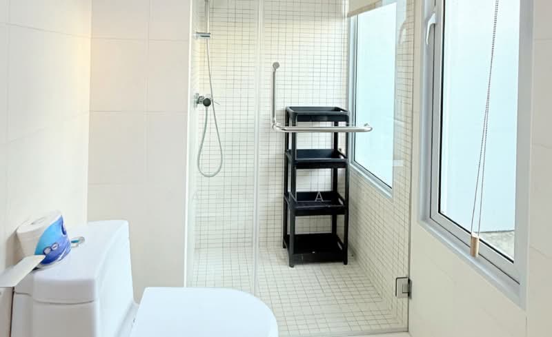 The Stellar, 16A West Coast Road, Room Rental, 120 sqft, Condominium For Rent, by Sabrina T, 500137566 - Master MBR7 Bath - PropertyGuru.com.sg