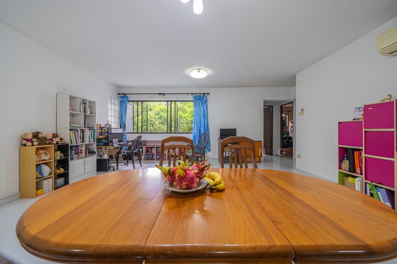 684D Choa Chu Kang Crescent, 684D Choa Chu Kang Crescent, 3 Bedrooms, 1,184 sqft, HDB Flat For Sale, by Wai Ming Ng, 500137568 - Living Room - PropertyGuru.com.sg