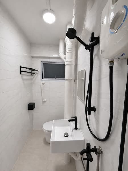207 Petir Road, 207 Petir Road, Room Rental, 100 sqft, HDB Flat For Rent, by Roy Ezra Koh, 500137599 - Bathroom - PropertyGuru.com.sg