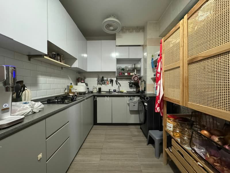 690A Woodlands Drive 75, 690A Woodlands Drive 75, 3 Bedrooms, 969 sqft, HDB Flat For Sale, by Alan Yeo, 500137608 - Kitchen - PropertyGuru.com.sg