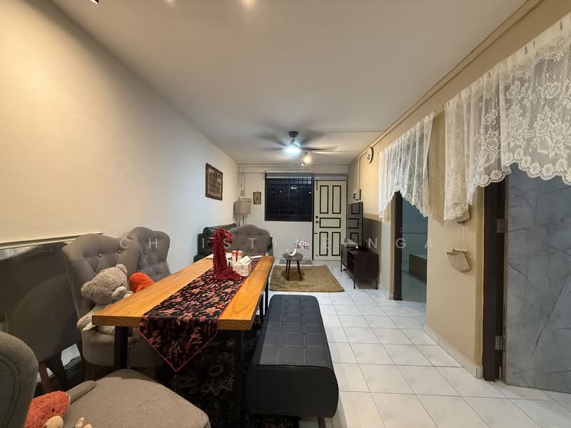 122 Yuan Ching Road, 122 Yuan Ching Road, 1 Bedroom, 646 sqft, HDB Flat For Rent, by Christine Nga, 500137616 - Living Room - PropertyGuru.com.sg