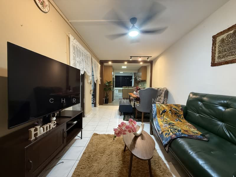122 Yuan Ching Road, 122 Yuan Ching Road, 1 Bedroom, 646 sqft, HDB Flat For Rent, by Christine Nga, 500137616 - Living Room - PropertyGuru.com.sg