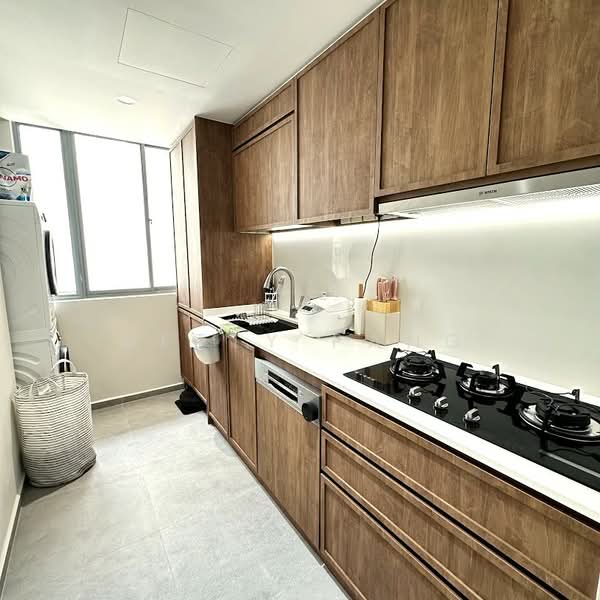 The Stellar, 10 West Coast Road, 4 Bedrooms, 2,207 sqft, Condominium For Sale, by Betty Pang, 500137627 - Kitchen - PropertyGuru.com.sg
