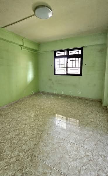 3 Saint George's Road, 3 Saint George's Road, 2 Bedrooms, 635 sqft, HDB Flat For Sale, by Tan Heng Kee, 500137642 - Bedroom 1 - PropertyGuru.com.sg