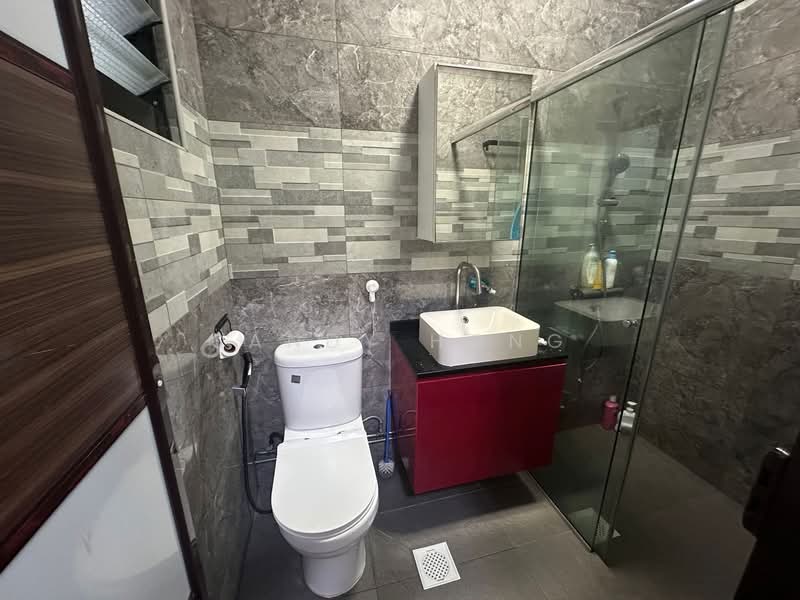 352 Kang Ching Road, 352 Kang Ching Road, 3 Bedrooms, 1,097 sqft, HDB Flat For Sale, by Sandy Hong, 500137650 - Bathroom - PropertyGuru.com.sg