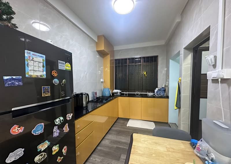 352 Kang Ching Road, 352 Kang Ching Road, 3 Bedrooms, 1,097 sqft, HDB Flat For Sale, by Sandy Hong, 500137650 - Kitchen - PropertyGuru.com.sg