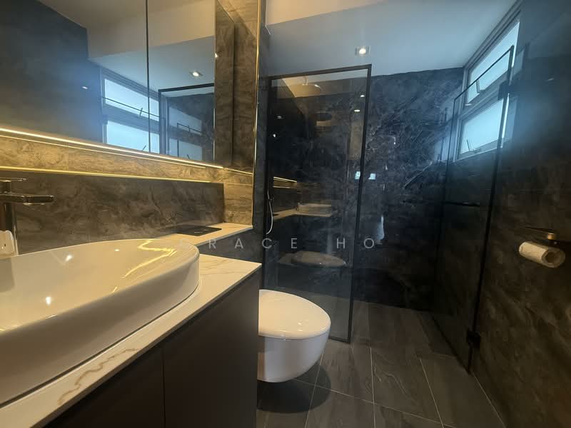 The Linear, 880 Upper Bukit Timah Road, 3 Bedrooms, 1,723 sqft, Apartment For Rent, by Grace Ho, 500137651 - Bathroom - PropertyGuru.com.sg