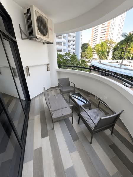 Mandarin Gardens, 1 Siglap Road, 1 Bedroom, 732 sqft, Condominium For Sale, by Cheyenne Ng, 500137652 - Balcony - PropertyGuru.com.sg