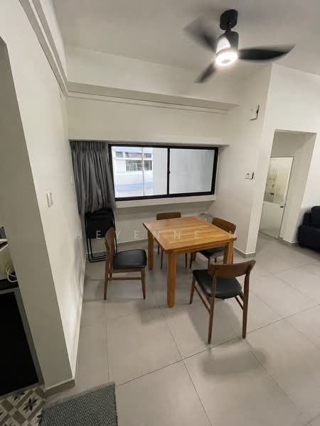 Mandarin Gardens, 1 Siglap Road, 1 Bedroom, 732 sqft, Condominium For Sale, by Cheyenne Ng, 500137652 - Dining Room - PropertyGuru.com.sg