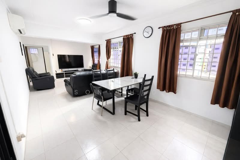 124B Rivervale Drive, 124B Rivervale Drive, 3 Bedrooms, 990 sqft, HDB Flat For Sale, by Jason Cheong, 500137656 - Living Room - PropertyGuru.com.sg