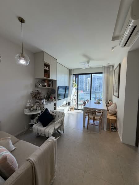 The Clement Canopy, Ave 1 Clementi, 2 Bedrooms, 732 sqft, Condominium For Sale, by Vernon Tan, 500137657 - Living Room - PropertyGuru.com.sg
