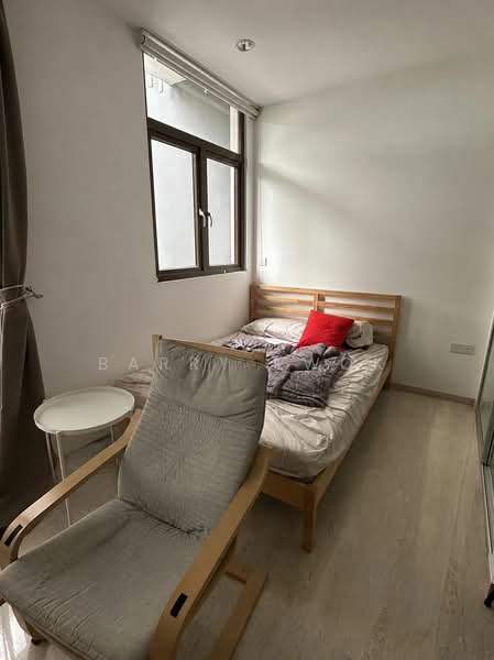 Dunearn Suites, 404 Dunearn Road, 1 Bedroom, 409 sqft, Condominium For Rent, by Barry Kwok, 500137673 - Bedroom - PropertyGuru.com.sg