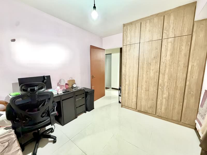 120C Canberra Crescent, 120C Canberra Crescent, 4 Bedrooms, 1,216 sqft, HDB Flat For Sale, by Hidayat Shariff, 500137680 - Study - PropertyGuru.com.sg