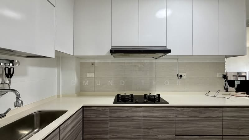 621B Tampines Street 61, 621B Tampines Street 61, 2 Bedrooms, 742 sqft, HDB Flat For Sale, by Edmund Thor, 500137686 - Kitchen - PropertyGuru.com.sg