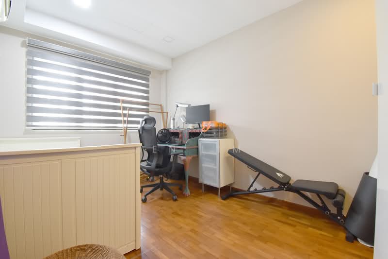Jalan bangsawan/Opera estate/Siglap/Aida st/Fogaro st/East Coast, Aida St, 4 Bedrooms, 2,500 sqft, Terraced House For Sale, by Zen Lim, 500137687 - Bedroom - PropertyGuru.com.sg