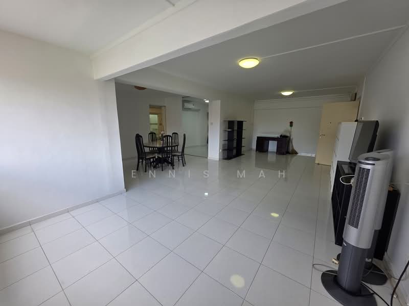 510 Pasir Ris Street 52, 510 Pasir Ris Street 52, 4 Bedrooms, 1,572 sqft, HDB Flat For Sale, by Dennis Mah, 500137697 - Living Room - PropertyGuru.com.sg