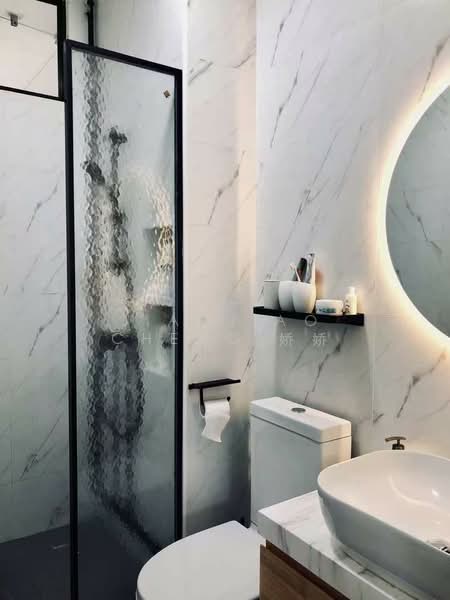 162 Jalan Teck Whye, 162 Jalan Teck Whye, 3 Bedrooms, 1,334 sqft, HDB Flat For Sale, by Jiaojiao Cheng 娇娇, 500137698 - Bathroom - PropertyGuru.com.sg