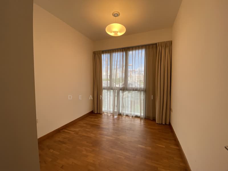 Woodhaven, 71 Woodgrove Avenue, 3 Bedrooms, 1,119 sqft, Condominium For Sale, by Deane Cui, 500137699 - Bedroom 2 - PropertyGuru.com.sg
