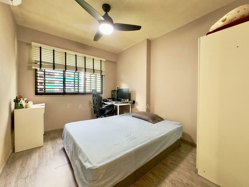 808A Choa Chu Kang Avenue 1, 808A Choa Chu Kang Avenue 1, 3 Bedrooms, 990 sqft, HDB Flat For Sale, by Farah Zack, 500137714 - Bedroom - PropertyGuru.com.sg