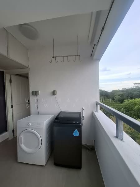 Pandan Valley, 3 Pandan Valley, 3 Bedrooms, 1,689 sqft, Condominium For Rent, by Uthirapathi Sowmya (Sowmya), 500137725 - yard area - PropertyGuru.com.sg