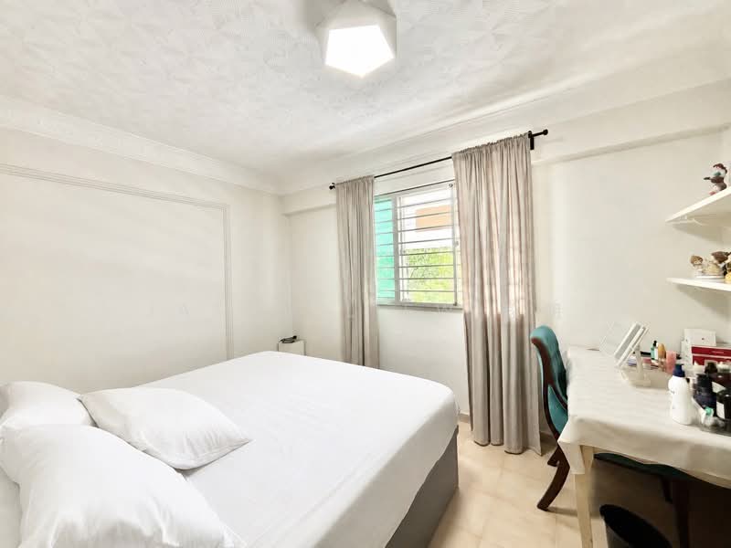 121 Yishun Street 11, 121 Yishun Street 11, 2 Bedrooms, 764 sqft, HDB Flat For Sale, by Jason Liew 俊明, 500137728 - PropertyGuru.com.sg