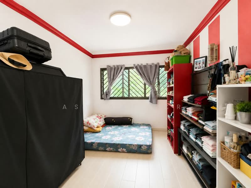 260 Bukit Batok East Avenue 4, 260 Bukit Batok East Avenue 4, 3 Bedrooms, 1,108 sqft, HDB Flat For Sale, by Asyraaf TCR, 500137729 - Bedroom - PropertyGuru.com.sg