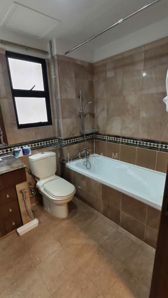 Dover Parkview, 30 Dover Rise, 2 Bedrooms, 969 sqft, Condominium For Rent, by William Hui, 500137730 - Bathroom - PropertyGuru.com.sg