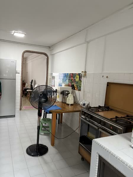 346 Ang Mo Kio Avenue 3, 346 Ang Mo Kio Avenue 3, 2 Bedrooms, 785 sqft, HDB Flat For Rent, by Josephine Lim, 500137738 - Kitchen - PropertyGuru.com.sg