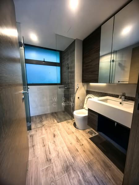 The Terrace, 88 Edgedale Plains, Room Rental, 60 sqft, Executive Condominium For Rent, by Lawrence Chua, 500137754 - Bathroom - PropertyGuru.com.sg